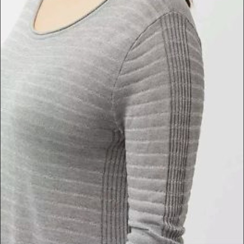 Lane Bryant Metallic Cropped Sweater NWT 18 20 2X Gray Silver Women’s - Picture 3 of 7